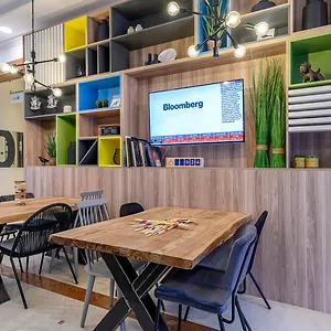 Hotel Schuman By Ihg, Bruselas