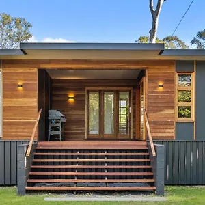 2 Bedroom With Lagoon Pool & Capalaba