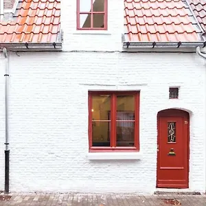 Vakantiehuis Romantic 16th Century Workers House